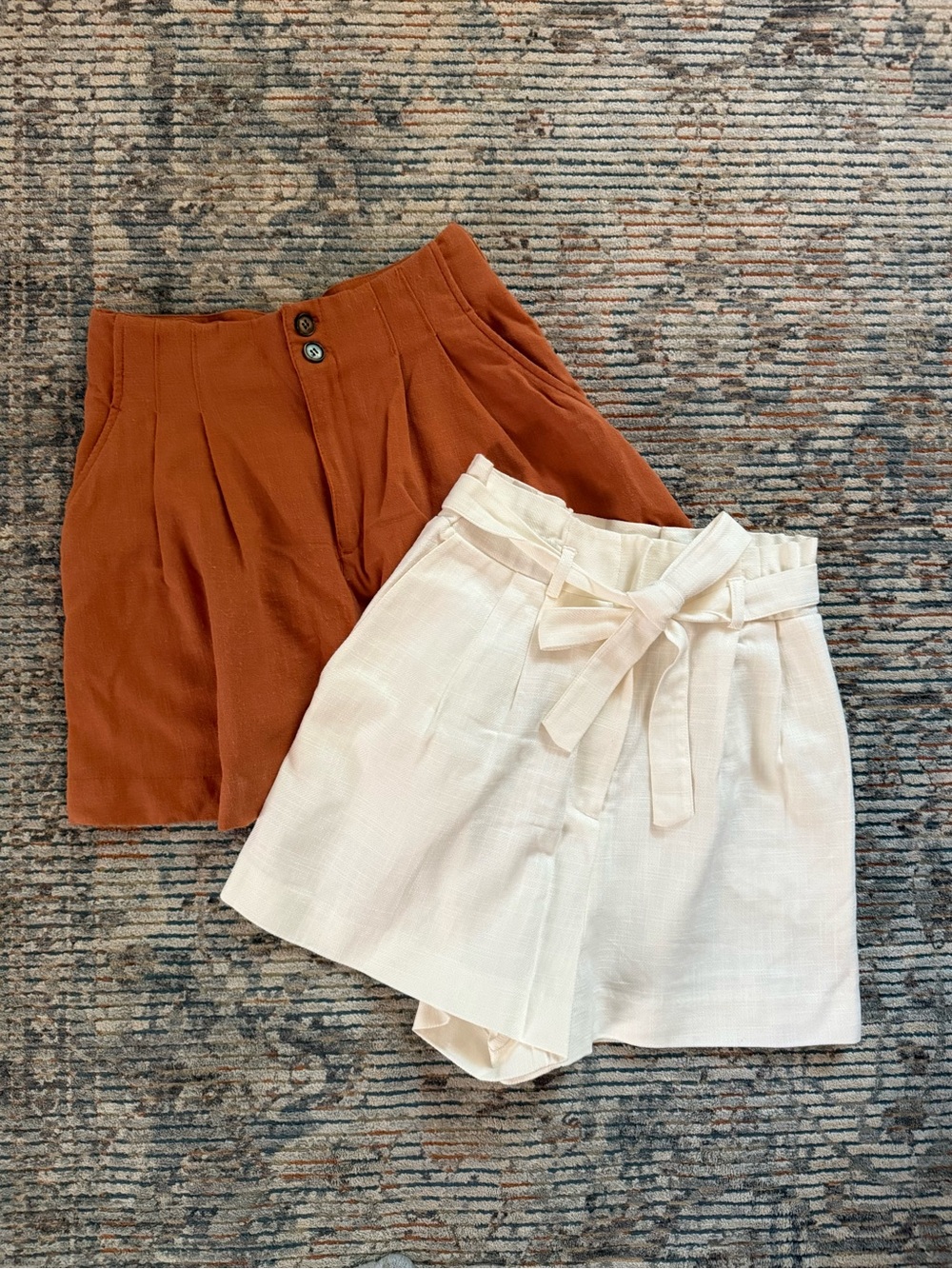 H&M High-Waist Paperbag Shorts - Cream and Rust